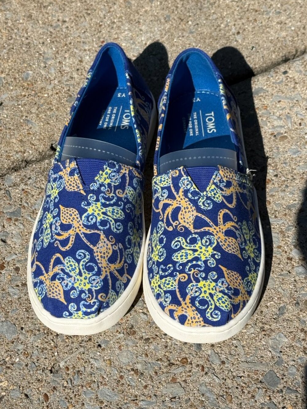 TOMS Youth Y3 Navy Octopus Sea Life Print Canvas Slip-On Shoes 4095